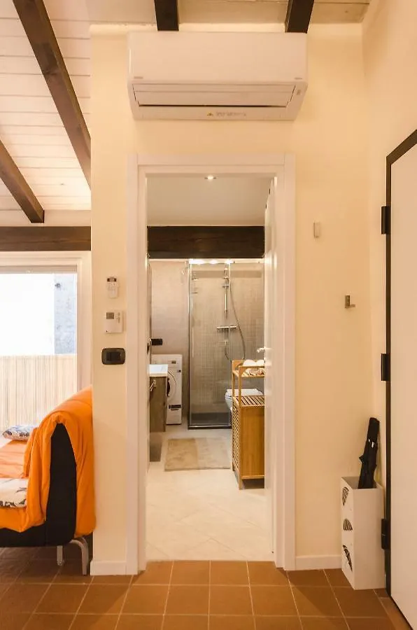 Ca' Di Leo, Private Terrace In Historical Center Appartement Bologna